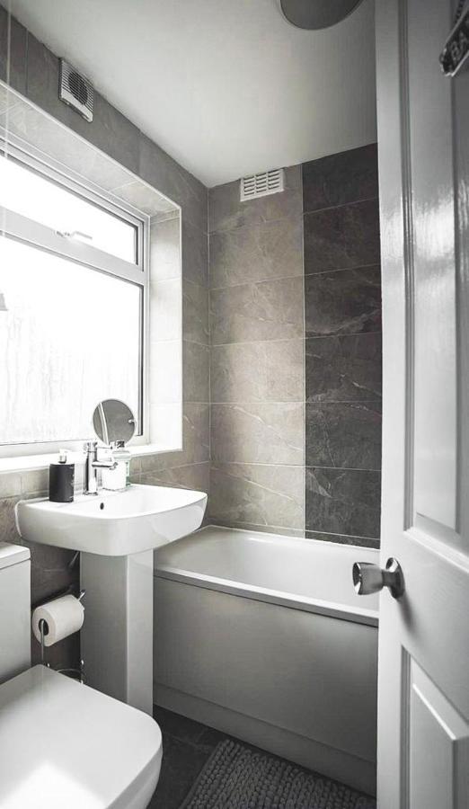 Cosy Affordable Digs Near Coventry City Centre Sleeps5 With Free Parking Екстериор снимка